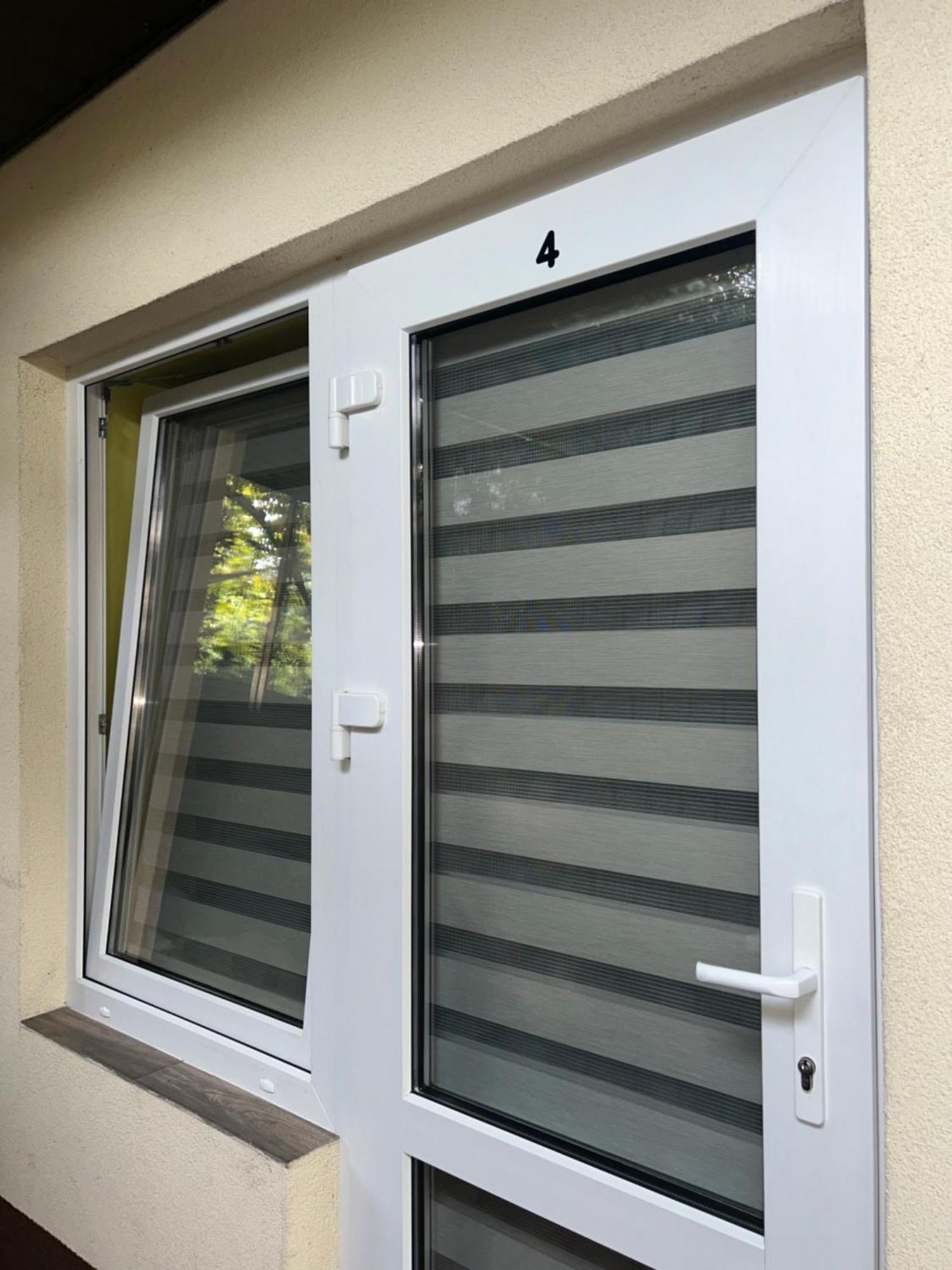 Noclegi Julia Pokoje 1-3 Parter Sniadanie Kontynentalne Kielce Exterior foto
