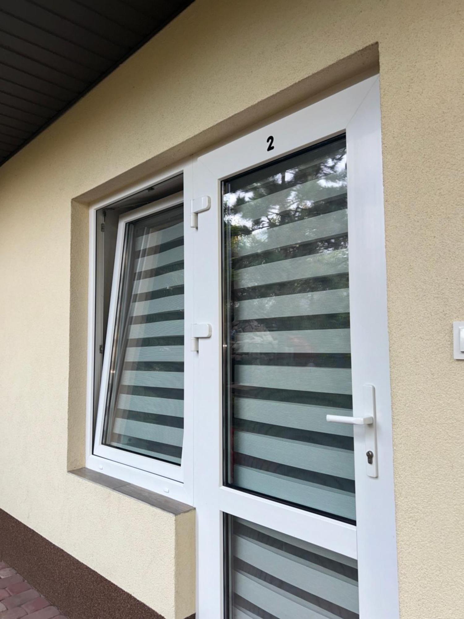 Noclegi Julia Pokoje 1-3 Parter Sniadanie Kontynentalne Kielce Exterior foto